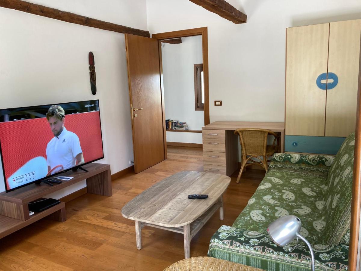 فيتشنزا Bob And Jenny'S B&B المظهر الخارجي الصورة